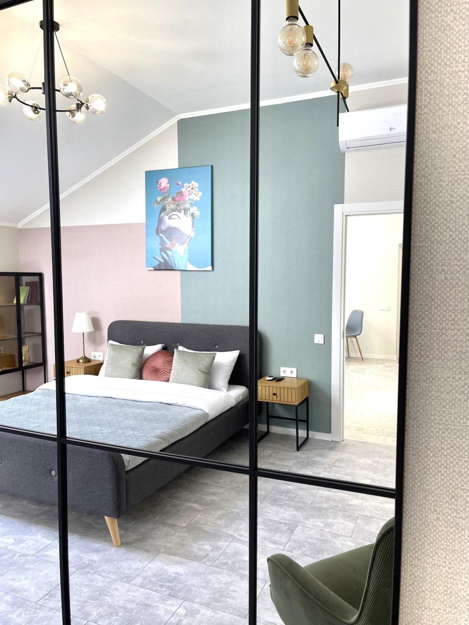 Modern Apartment, 5Mins To Rynok Square Lviv Ngoại thất bức ảnh